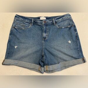 Lane Bryant Mid-Rise Boyfriend Midi Jean Shorts Cuffed Hem Size 16